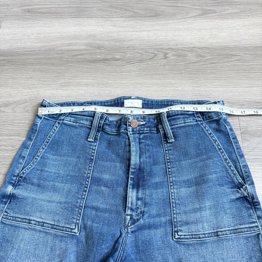 MOTHER Shaker Chop Short – Groovin’ Wash | Size 31 - Picture 8 of 11